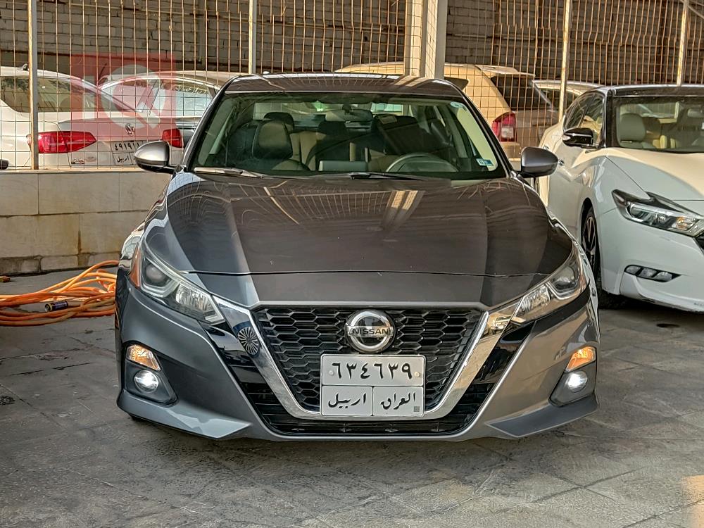 نیسان ئەلتیما